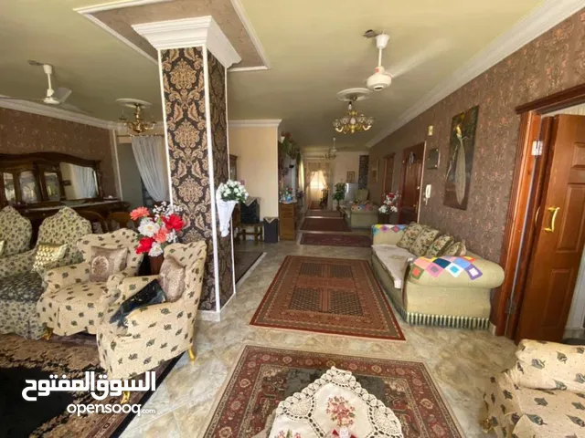 270 m2 4 Bedrooms Apartments for Sale in Cairo Mokattam