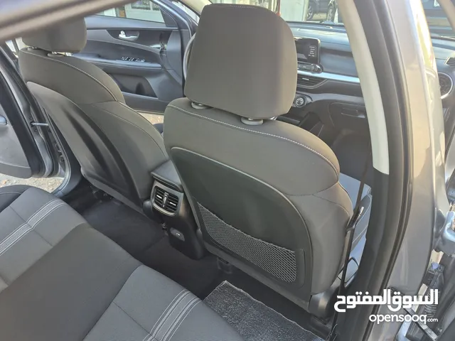 كيا سيراتو 2021 دهان شركة بوضع ممتاز جدا صالون بالنايلون بحالة الشركة .