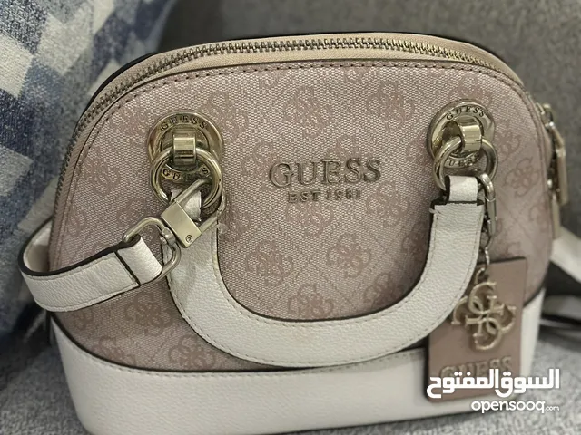شنط منوعة اصلية استخدام خفيف سعر الشراء اكثر من 250 ريال Original used bags buying price 250