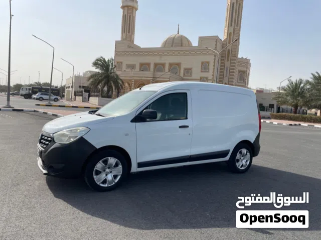 ريـنـو دوكر2022
