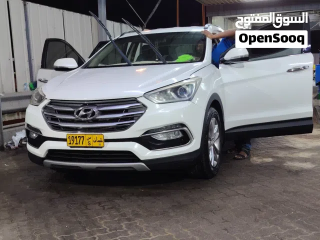 2016 هيونداي سنتافي Limited