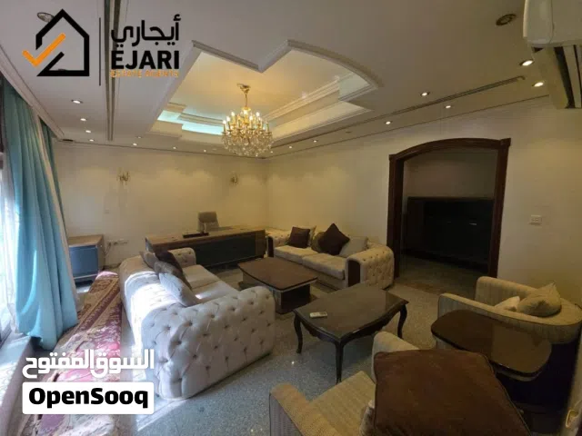 ايجار فيلا مودرن  منطقه الحارثيه