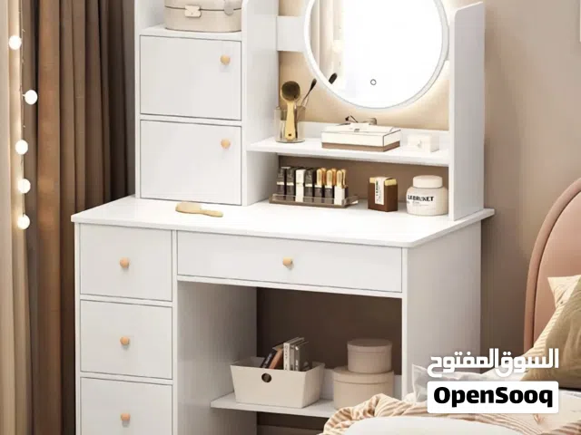 ميز تواليت للبيع