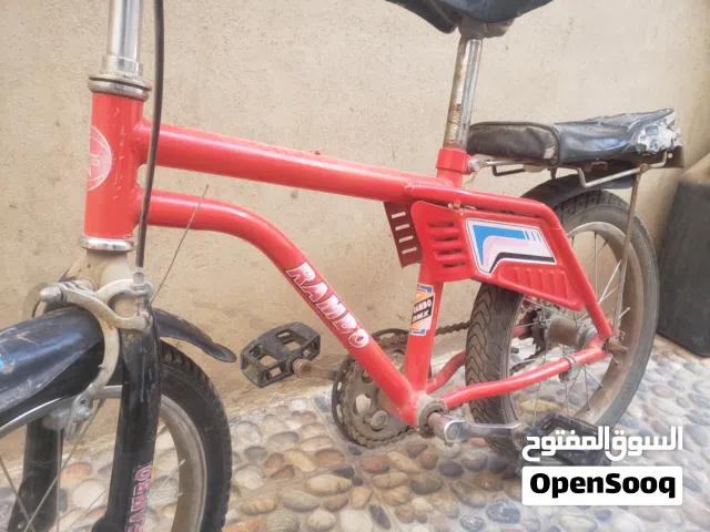 سيكل مقاس 16 مستخدم  نظيف مقعد خلفي وقبضات يد اسفنج