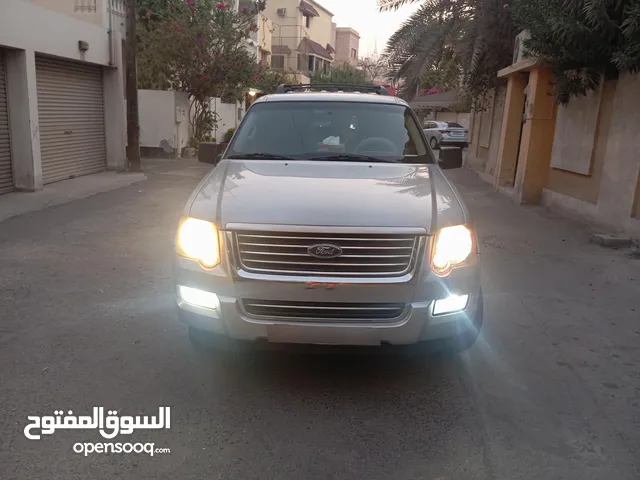 Ford explorer 2010 model