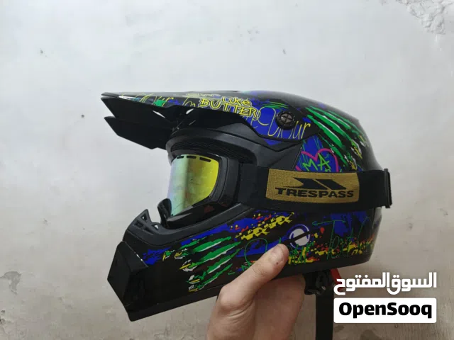 خوذة كروس للبيع