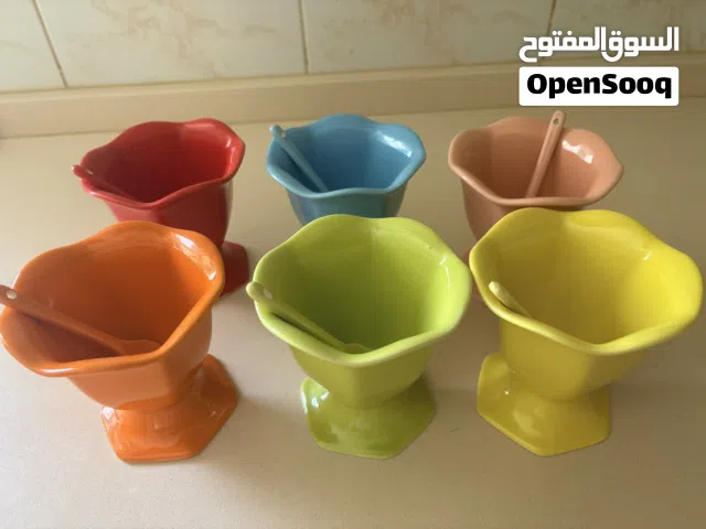 كاسات تضيف بوظة / ايسكريم