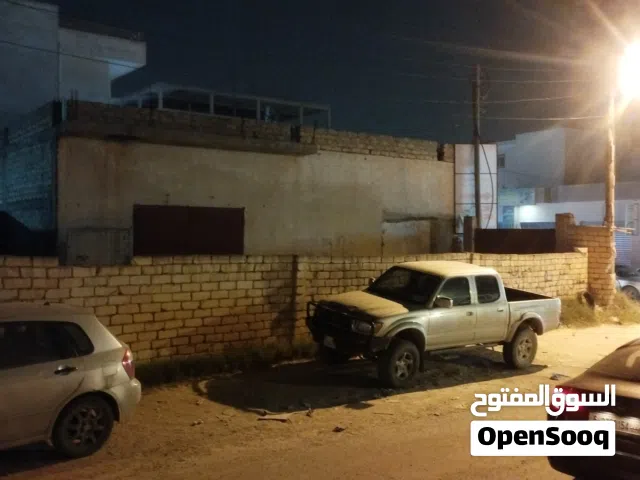 موقع مميز له واجهتين للايجار