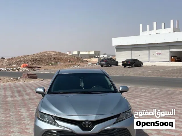 2019 تويوتا كامري LE