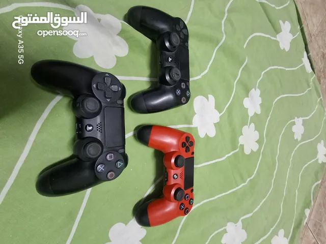 ايادي بلايستيشن 4 اصليات للبيع كلهم