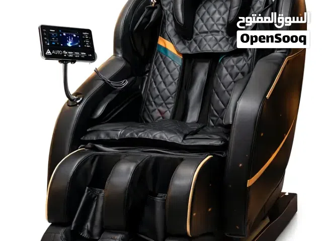 كرسي مساج فاخر 4D - حالة جيدة  مع شاشة تحكم ذكية , Luxury 4D Massage Chair with Smart Touch Screen .