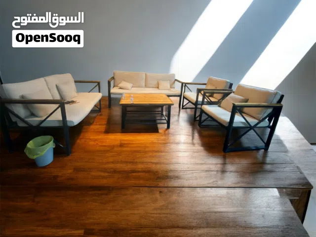 للبيع جلسه اسفنج بدون حديد الاسود