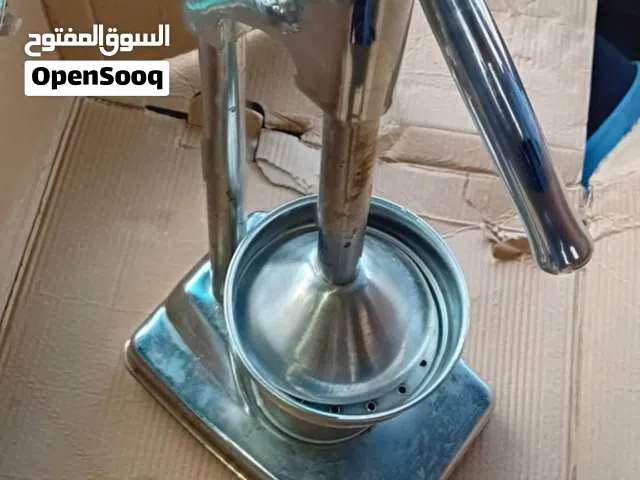 عصارة برتقال ربي يبارك حديد هدا وقتها الي بيخدم في رمضان المبارك 70دينار وساهل تواصل معاي على الخاص.