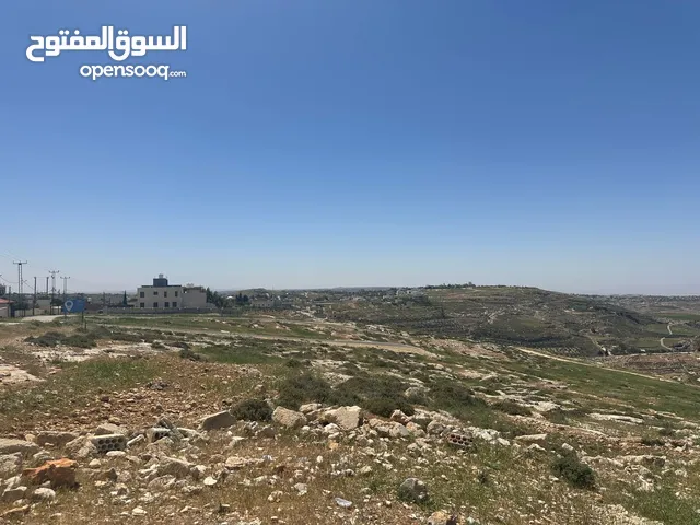 ارض سكنية استثمارية للبيع من المالك مباشرة 700 م تنظيم سكن ب _ ناعور _ حسبان _ شارع مادبا الغربي