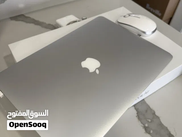 Apple MacBook Air 13 in 2017 Silver/Intel Core i5