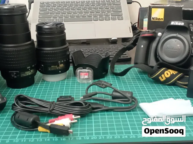 Nikon D5200 +(lens 18-55mm vr)+(lens 55-200mm)