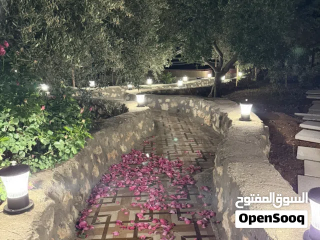 2 Bedrooms Chalet for Rent in Salt Jala'd