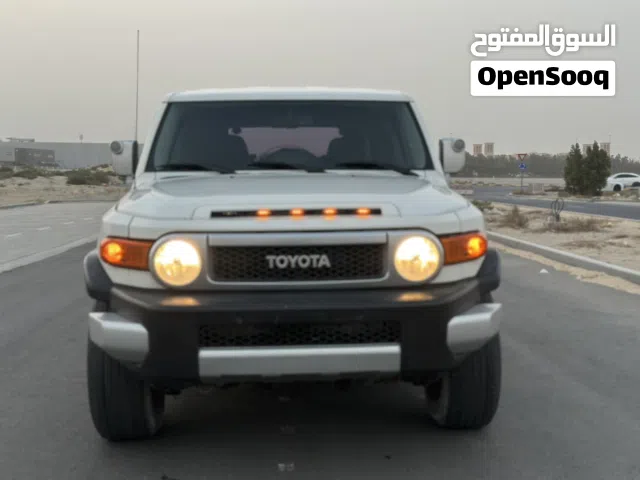 Toyota FJ Cruiser GCC original paint تويوتا اف جي خليجي 2009
