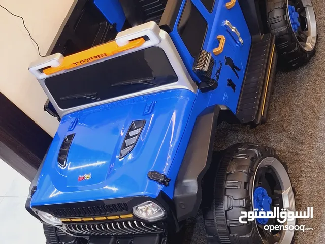 سيارة jeep شحن للاطفال