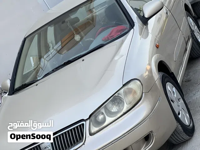 Nissan sunny 2005