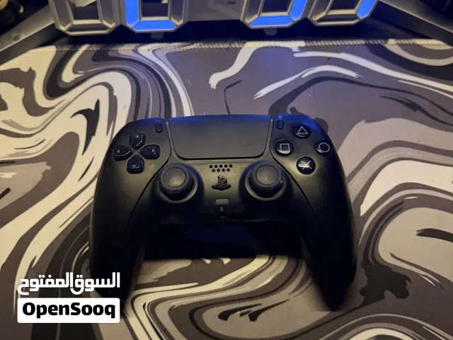 يد سوني 5 نظيفه جداً بالون الأسود للبيع + فيها stick drift خفيف في القير اليسار