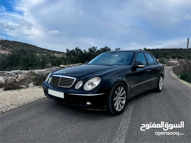 Mercedes E350 v6