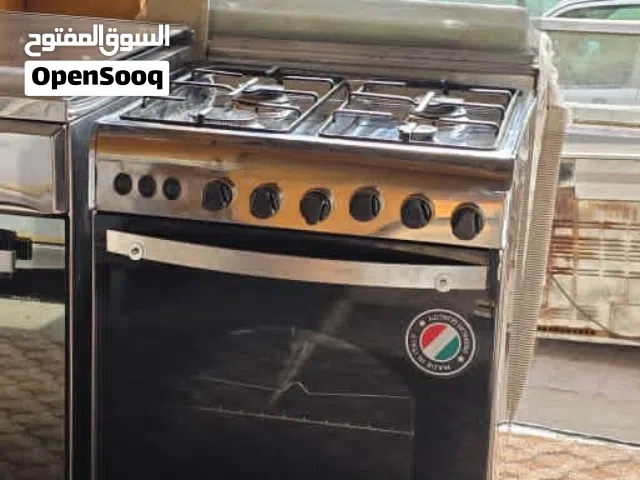 فرن ينفرسال اربع عيون استيل نظيف جدا