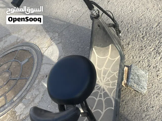 سكوتر اطفال مع شحنه و مع مفتاحه