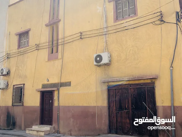 144 m2 3 Bedrooms Townhouse for Sale in Tripoli Al-Hae Al-Senaea