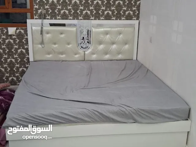 غرفة نوم شبه جديده اقرى الوصف