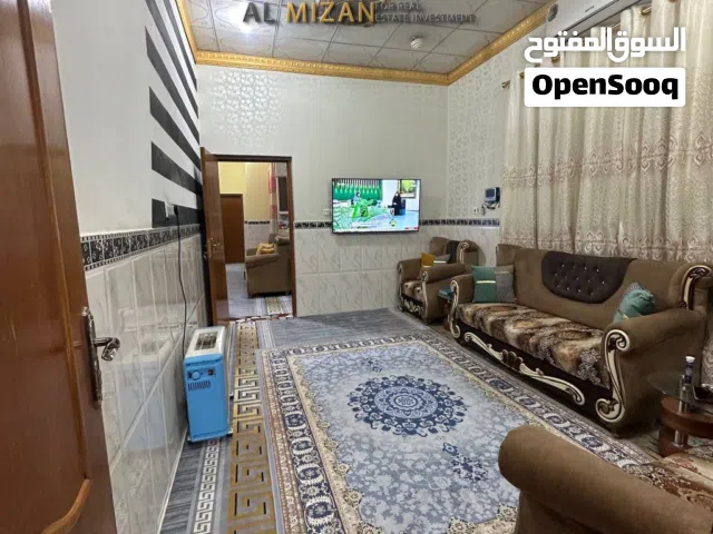 200 m2 2 Bedrooms Townhouse for Rent in Basra Al Mishraq al Jadeed