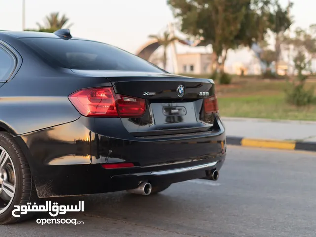BMW 335 i   ( luxury)