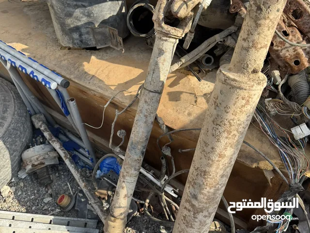 عندي كرسي وديكور داخل البيبان وطبلون وسعر علي حسب أشي