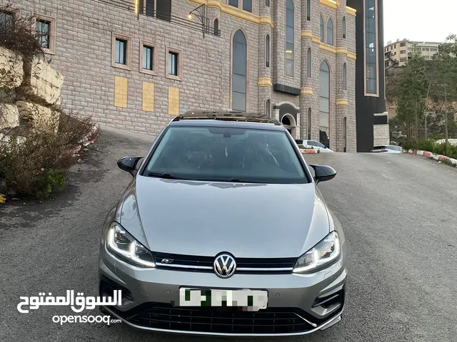 Used Volkswagen Golf in Nablus