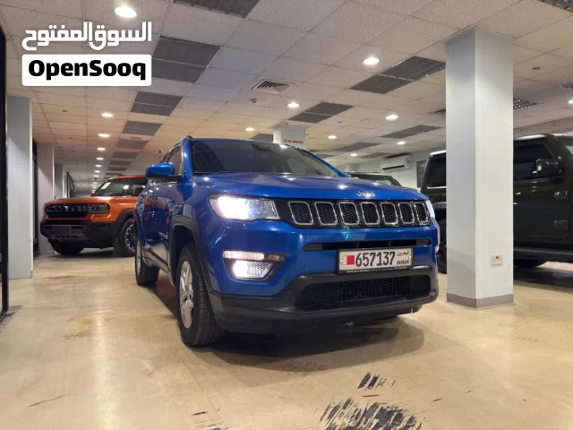 2021 جيب كومباس Standard