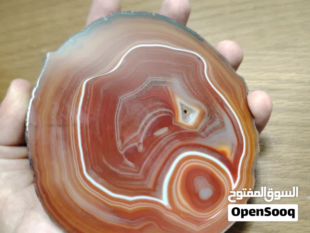 حجر عقيق طبيعي أصلي