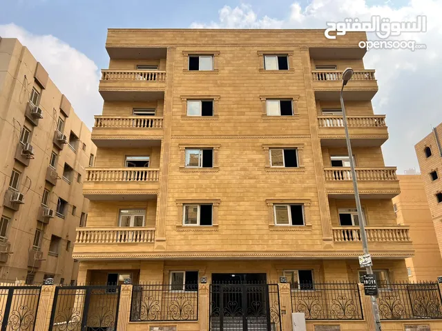 200 m2 3 Bedrooms Apartments for Sale in Cairo Fifth Settlement