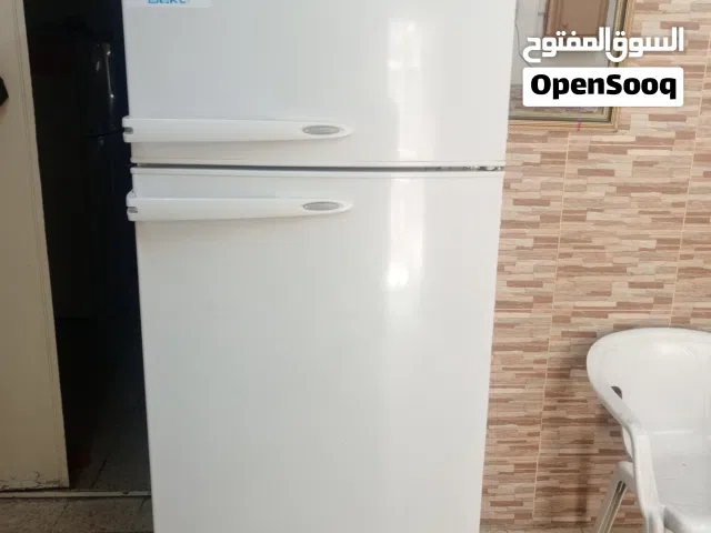 ثلاجة نوع بيكو كبيره جميع قطعها جديده بحاله جيده اقرأ الوصف
