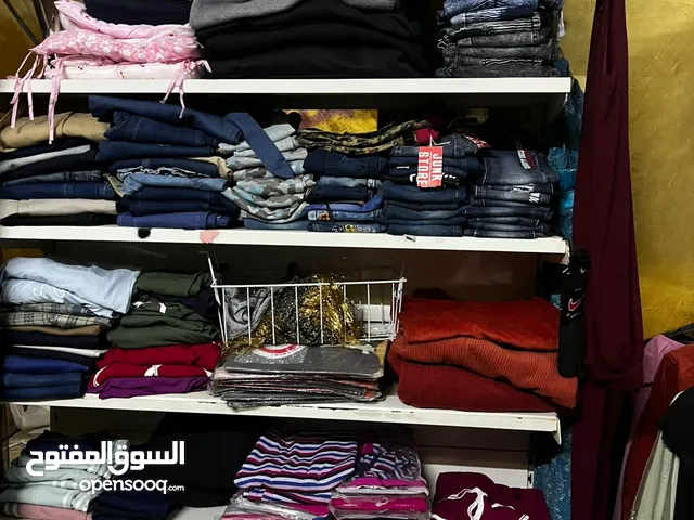 معرض اواعي للبيع