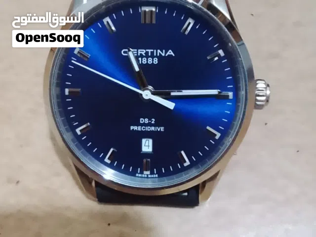 ساعة فاخرة للبيع بسعر مغري مع شاحن فائق السرعة 40000mah REMAX