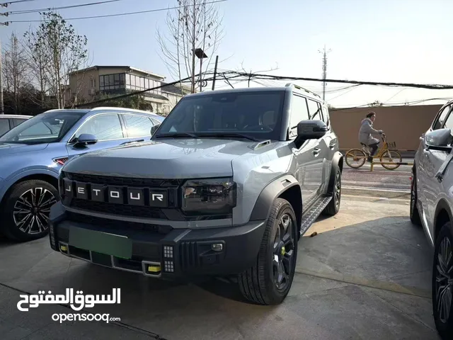 Jetour T2 hybrid Blue color - 208km battery range -Mountain Edition - co-pilot screen