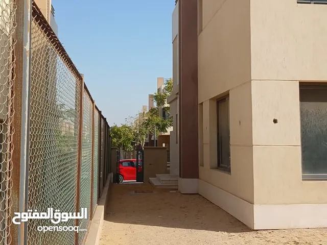 توين هاوس في قلب الشيخ زايد
