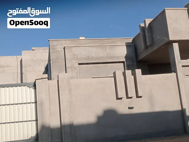 240 m2 3 Bedrooms Townhouse for Sale in Tripoli Al-Najila