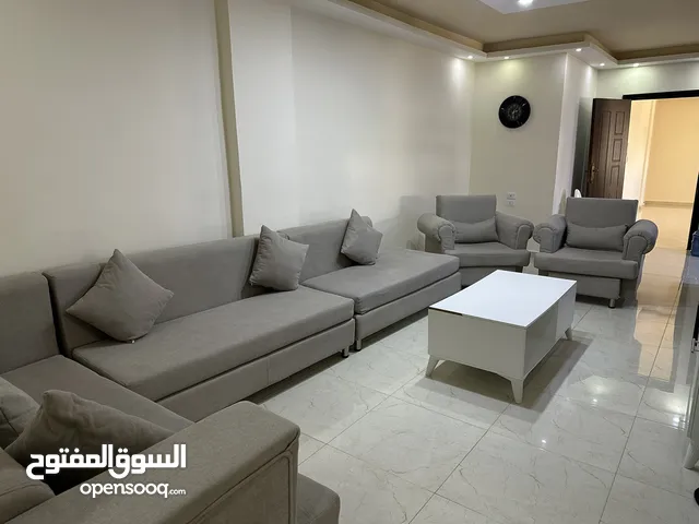 طقم جلوس كورنر شبه جديد للبيع