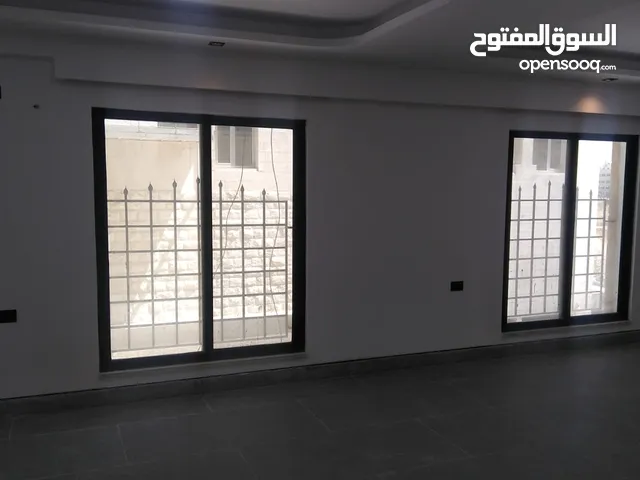مكتب للبيع 100م ش الخالدي مجمع الرواد الطبي مرخص مختبر طبي في أفضل تجمع طبي ممكن مع او بدون مختبر