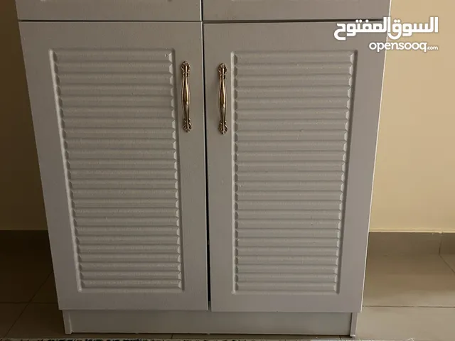 خزانة احذية للبيع استعمال بسيط