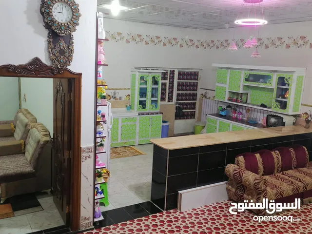 180 m2 2 Bedrooms Townhouse for Sale in Basra Firuziyah