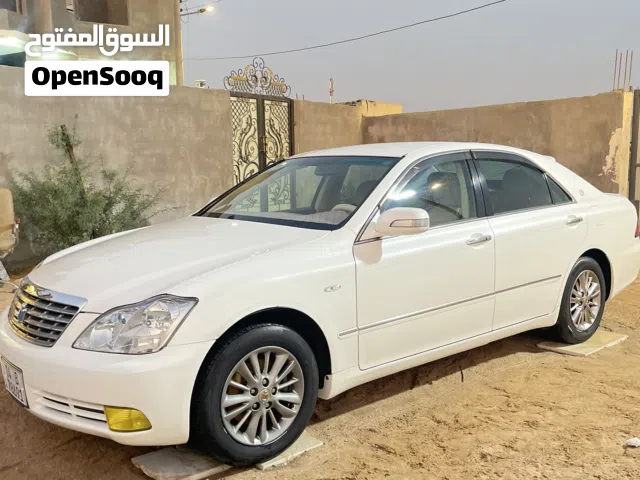 Used Toyota Crown in Basra