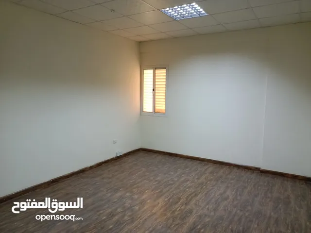 شقة للايجار فى الفروسية مقابل حديقة اسباير مباشرة