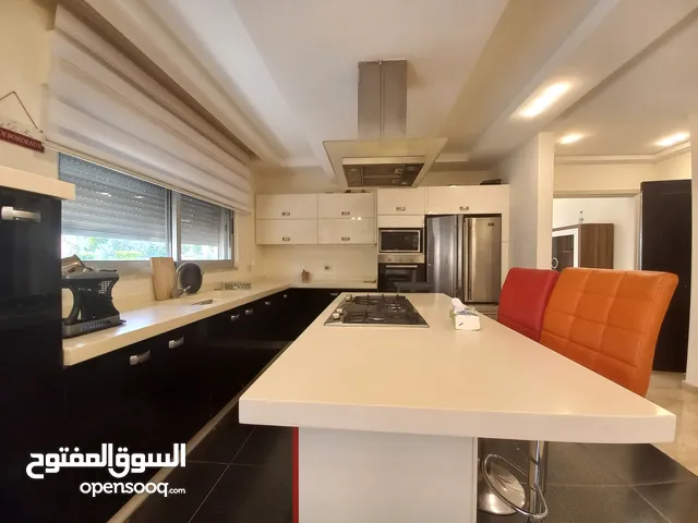 شقة مفروشة للإيجار في دير غبار  ( Property 33844 ) سنوي فقط